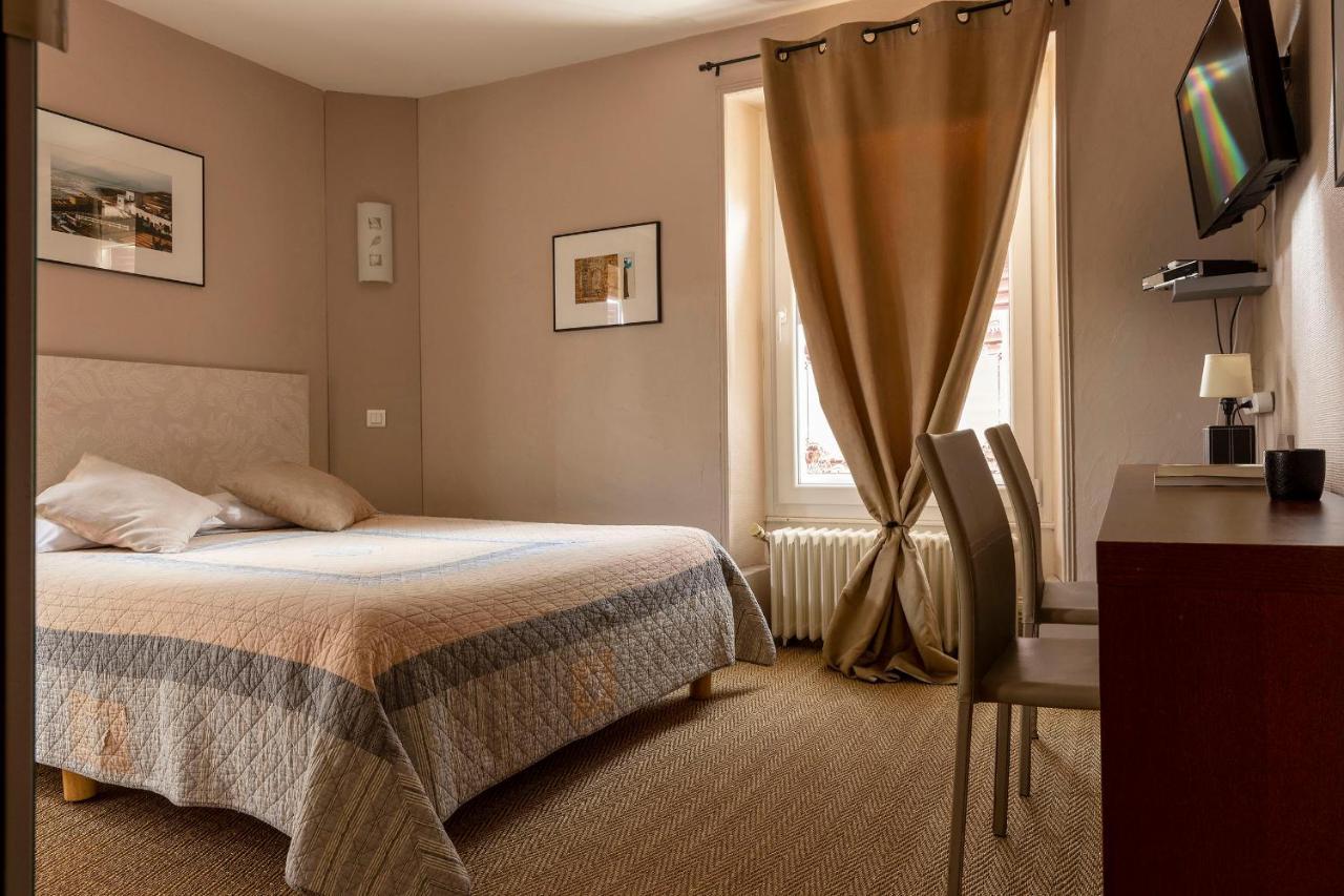 Hotel L'Edgar Port-Lesney Zewnętrze zdjęcie
