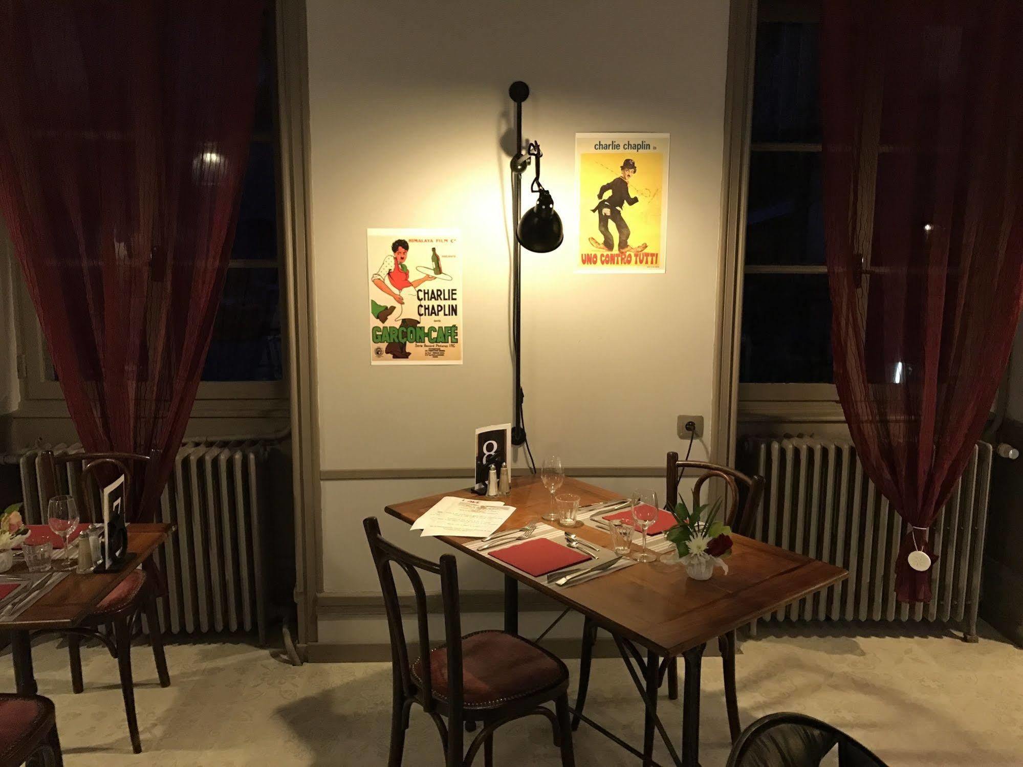 Hotel L'Edgar Port-Lesney Zewnętrze zdjęcie