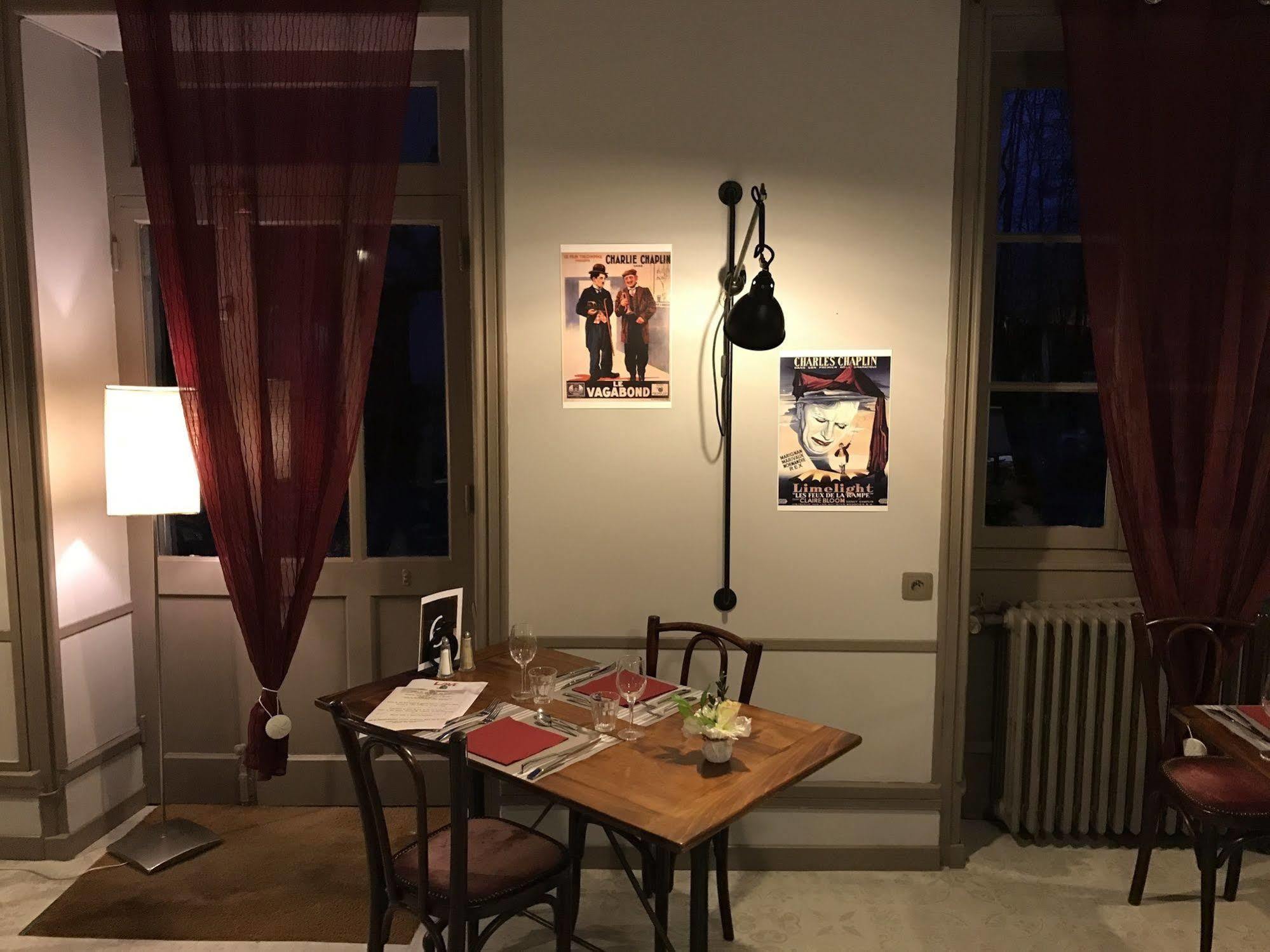 Hotel L'Edgar Port-Lesney Zewnętrze zdjęcie
